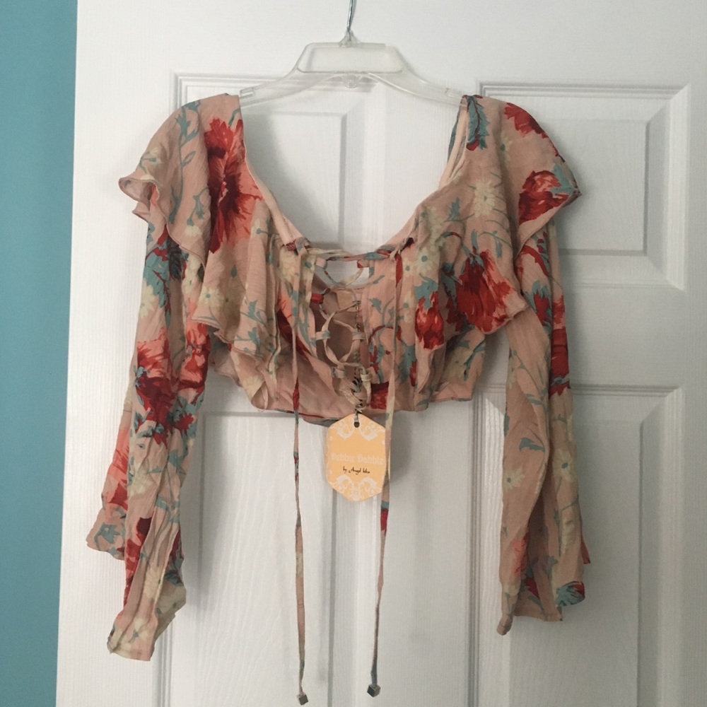 NWT off the shoulder floral top - Picture 2 of 4